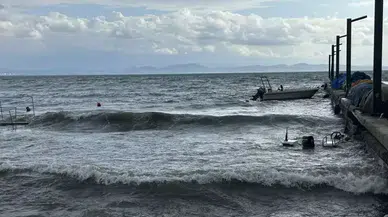 Edremit'te Lodos Fırtınası, Denizcileri ve Yerel Halkı Etkiledi