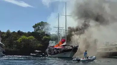 Fethiye'de gulet teknesinde yangın paniği: Ekipler seferber oldu!