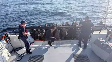 Bodrum'da 35 kaçak göçmen ve organizatör yakalandı, deniz güvenliği riske atıldı!