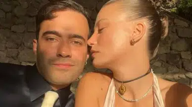 Serenay Sarıkaya Ve Mert Demir'in Aşkı Sosyal Medyada Gündem Oldu!