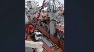 Tuzla ' da Korkunç Kaza: Yan Yatan Gemide Bir İşçi Hayatını Kaybetti