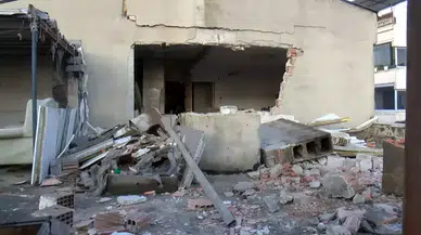 Kartaltepe'de Termosifon Patladı: 2 Yaralı, Bina Mühürlendi