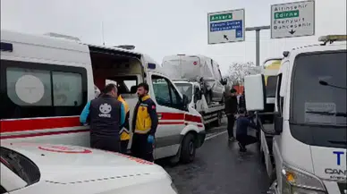 Başakşehir'de Zincirleme Trafik Kazasında 12 Yaralı