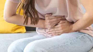 Muğla'da Tavuk Yemekten Zehirlenen Üç Kardeşten Biri Hayatını Kaybetti