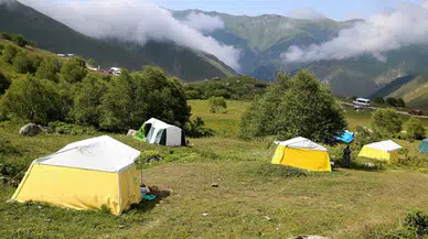 "Trabzon'da Çadır Turizmi Üzerine Tartışmalar İkiye Bölündü"