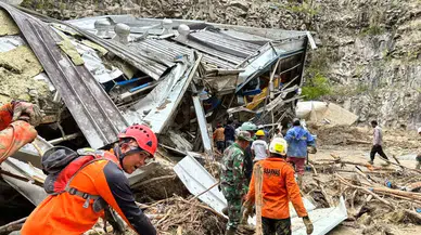Sumatra'daki Felakette 174 Can Kaybı, Yeni Gelişmelerle Gündemde!