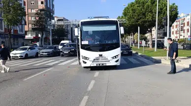 Samsun'da Cezaevi Transport Aracı ile Bir Araç Kafa Kafaya Çarpıştı