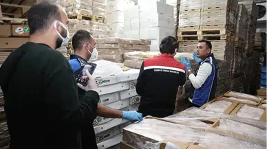 Antalya'da 25 Ton Son Kullanma Tarihi Geçmiş Tavuk Ürünü Ele Geçirildi