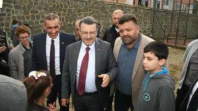 Yomra'da Eğitimde Kalite Artacak: Başkan Genç Öğrencilere Müjde Verdi