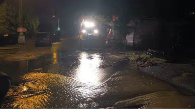 Arsin'de Yağışlar Toprak Kaymalarına ve Ulaşım Sorunlarına Neden Oldu