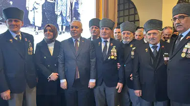 Trabzon Vali Aziz Yıldırım, Duygusal Bir Veda ile Görevine Veda Etti