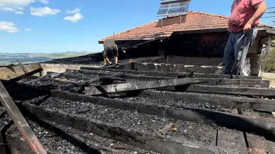 Kumru'daki Yangın Erken Müdahale ile Söndürüldü, Bina Ağır Hasar Gördü