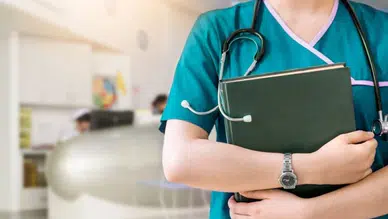 Hastalarına Kasten Zarar Veren Hemşireye Süresiz Hapis Cezası!