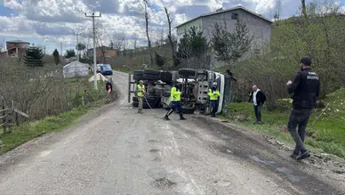 Ordu'da Beton Mikseri Kaza Yaptı, Sürücü Hastaneye Kaldırıldı