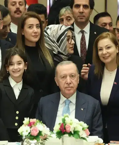 Matematik Dahisi Lina Saka, Cumhurbaşkanlığı Külliyesi'nde Tarih Yazdı