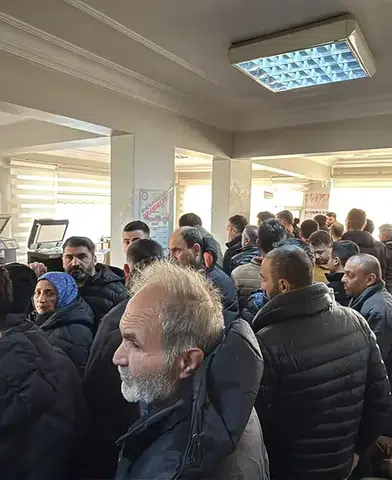 Trabzon'da APP Plaka Cezası Endişesi, Noterliklere Akın Ettirdi!