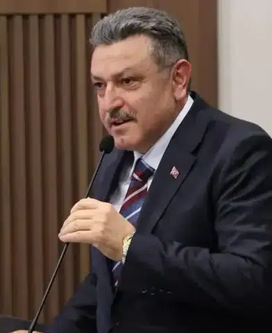 Trabzon'un İleriye Taşınmasında Yeni Projeler ve Yatırımlar Konuşuldu