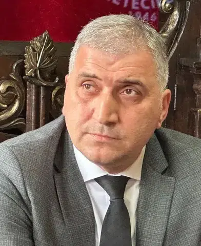 CHP Ortahisar'da Demokrasi İçin Dayanışma Nöbeti Düzenledi
