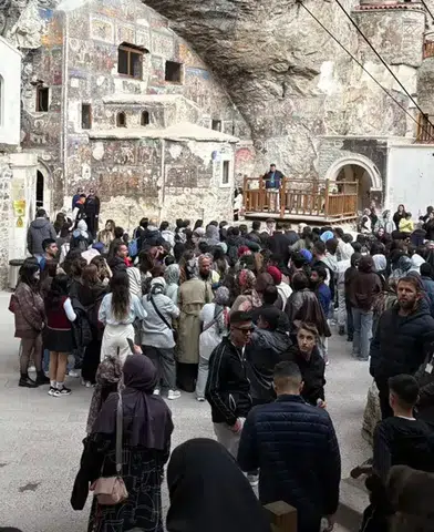 Sümela Manastırı'na Yaz Akını: Ziyaretçi Sayısı Patladı!