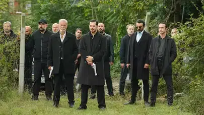 Eşref Rüya'da Kıskançlık Krizi: Reytingler Tavan Yaptı!