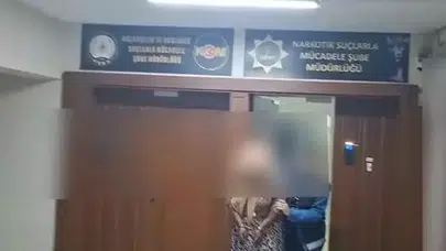 Sakarya'da Uyuşturucu Ticareti Yapan Anne-Oğul Tutuklandı