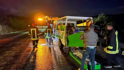 Konya'da Kamyon Devrildi, 2 Kişi Hayatını Kaybetti 1 Kişi Yaralandı