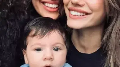 Demet Özdemir'den Samimi Paylaşım: Manifest Perileri Yan Yana