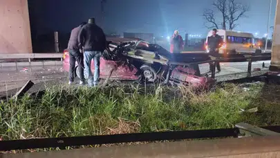 Tekirdağ'da Trafik Kazası: İki Genç Hayatını Kaybetti, Sürücü Yaralı