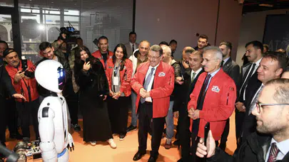 Uraloğlu Düzköy'de Patates Tadıyla Robotik Horon Keyfi Yaşadı