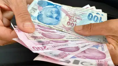 Ocak 2024'te Emeklilere ve Memurlara Yüzde 13,3 Zam Müjdesi!