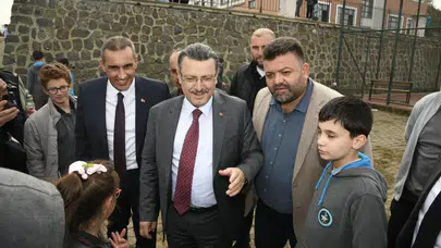 Yomra'da Eğitimde Kalite Artacak: Başkan Genç Öğrencilere Müjde Verdi