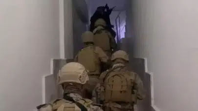 İzmir Merkezli DEAŞ Operasyonunda 26 Kişi Gözaltına Alındı