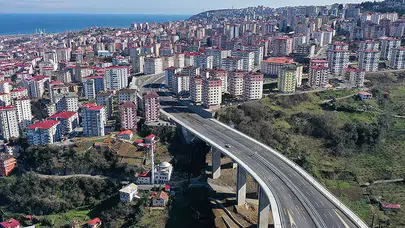 Trabzon-Rize Karayolu'nda İnşaat Çalışmaları Ulaşımı Olumsuz Etkiliyor