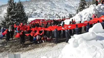 Sis Dağı Yaylası'nda Şehitlere Saygı Duruşu: Anma Etkinliği Düzenlendi