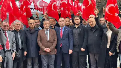 İYİ Parti'den Türk Bayrağı Vurgusu: Kalleşlere Karşı Mücadele Edeceğiz