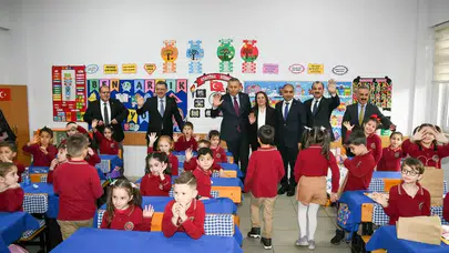 Başkan Genç, Karne Töreninde Öğrencilere Başarı Diledi