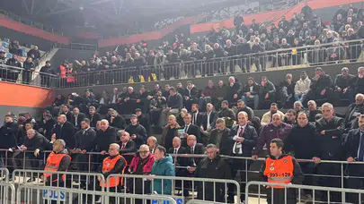 Trabzon'da Şoförler Odası'nda Başkanlık İçin Seçim Heyecanı