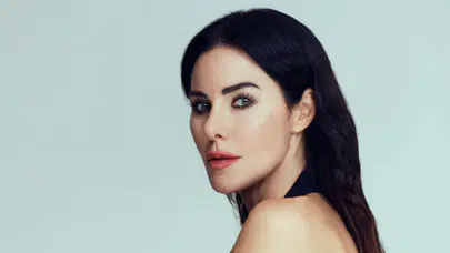 Defne Samyeli: Hayatının Gizemli Yüzünü Gün Yüzüne Çıkarıyor!