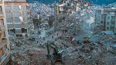 Depremin Üçüncü Yılında TMMOB’den Uyarı: Etkileri Hala Devam Ediyor