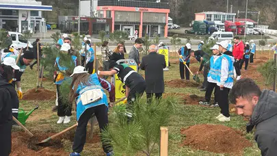Trabzon’da 2 Bin Fidanla Doğaya Can Verme Etkinliği Düzenlendi