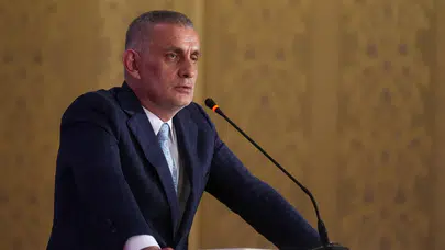 Hacıosmanoğlu'ndan Uğurcan Çakır'a Vurgulu Destek Mesajı!