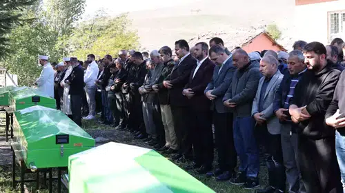 Amasya'da Trafik Kazası: Kardeşler Ve Enişte Son Yolculuğuna Uğurlandı