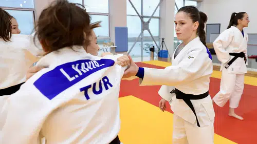 Gülkader Şentürk, Judo Kariyerine Antrenörlükle Devam Ediyor
