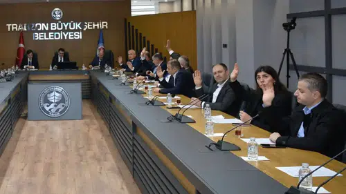 Trabzon'da Minibüs Düzenlemesi Üzerine Tartışmalar