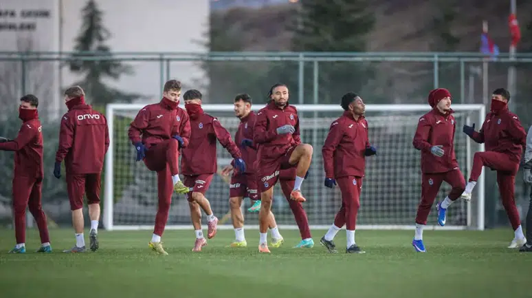 Trabzonspor'da Galatasaray Karşılaşması Öncesi Folcarelli Geri Döndü!