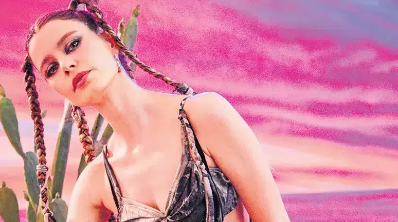 Beren Saat, Müzik Kariyerine "CapitaliZoo" ile Giriş Yaptı!