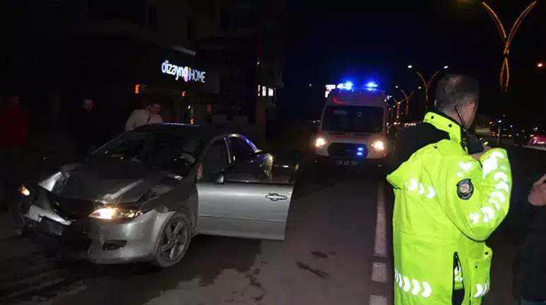 Aksaray'da Alkol Etkisindeki Sürücüyle İki Araç Çarpıştı: 6 Yaralı!