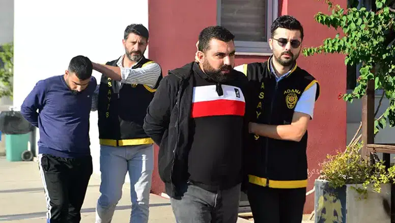 Adana'da kuzenin bıçaklı saldırısında Hüseyin Balkan hayatını kaybetti