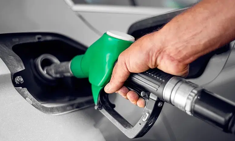 Gece Yarısı Yapılan İndirimlerle Benzin ve Motorin Fiyatları Düştü!