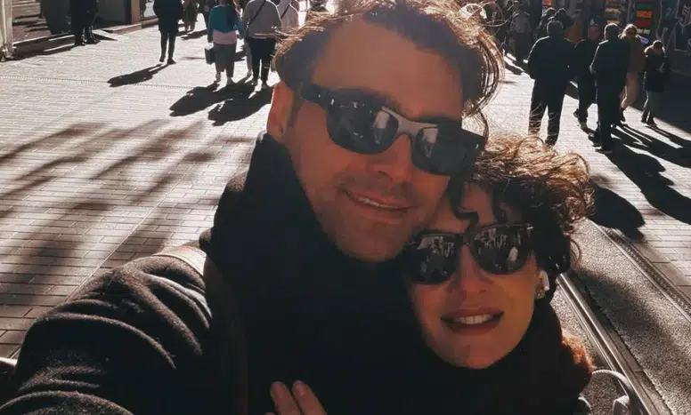 Hakan Kurtaş ve Birce Akalay: Sosyal Medyada Romantik Anlar!